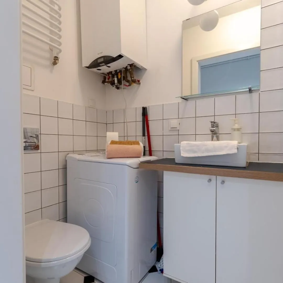 Przytulne I Budzetowe Apartamenty Na Sienkiewicza Komfort W Zielonym Sercu Wroclawia Wroclaw